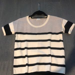 Short Sleeves Sweater